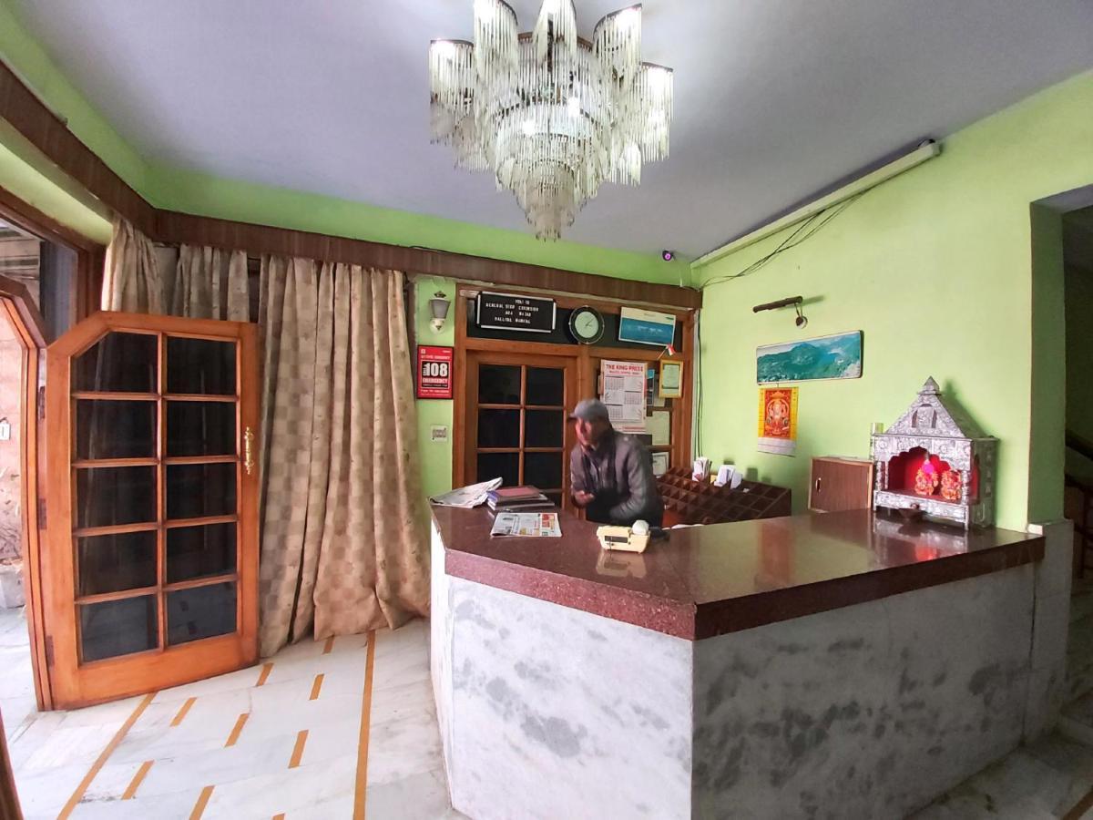 Hotel Radhe Continental ناينيتال المظهر الخارجي الصورة
