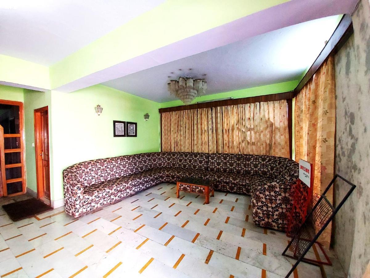 Hotel Radhe Continental ناينيتال المظهر الخارجي الصورة