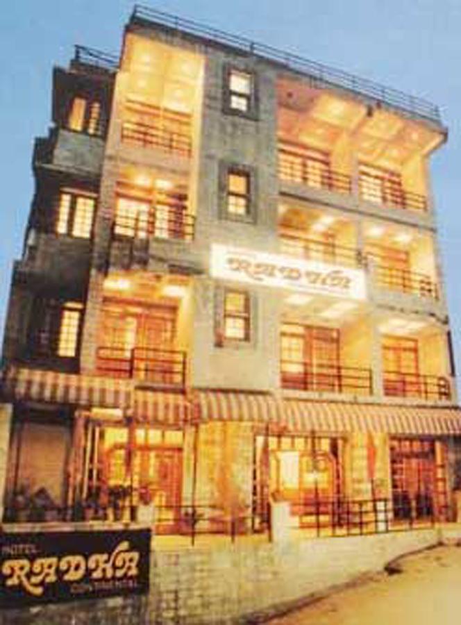 Hotel Radhe Continental ناينيتال المظهر الخارجي الصورة